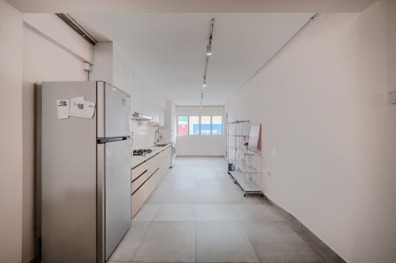 736 Yishun Street 72, 736 Yishun Street 72, 2 Bedrooms, 721 sqft, HDB Flat For Sale, by Veroy Chua, 500203063 - Kitchen - PropertyGuru.com.sg