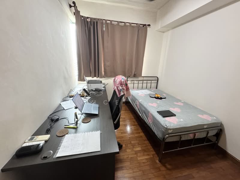 Palm Gardens, 2D Hong San Walk, 3 Bedrooms, 1,206 sqft, Condominium For Sale, by Bruce Ang, 500203078 - Bedroom - PropertyGuru.com.sg