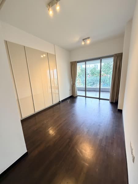 Sophia Residence, 5 Sophia Road, 3 Bedrooms, 1,432 sqft, Condominium For Rent, by Jimmy Lye, 500203083 - Balcony - PropertyGuru.com.sg