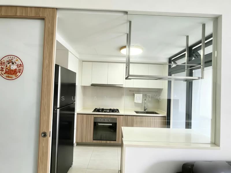 Hundred Palms Residences, 276 Yio Chu Kang Road, 3 Bedrooms, 1,270 sqft, Executive Condominium For Sale, by Susan Hong, 500203086 - Kitchen - PropertyGuru.com.sg