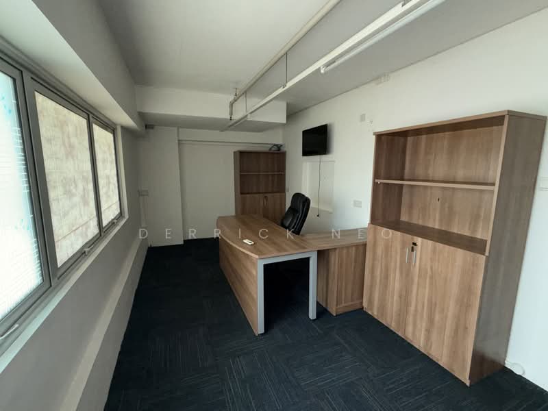 Pioneer Point, 5 Soon Lee Street, 969 sqft, Factory / Workshop (B2) For Rent, by Derrick Neo, 500203090 - Interior - CommercialGuru.com.sg