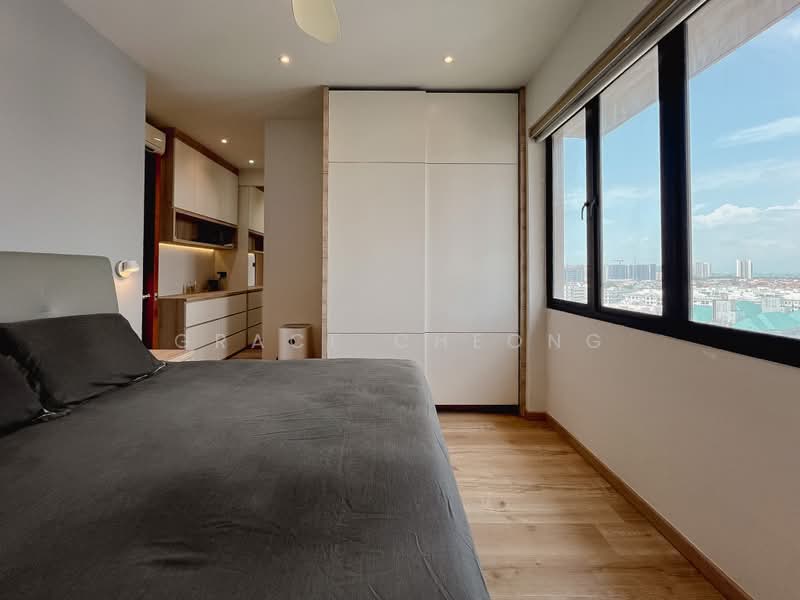 Simsville, 8 Geylang East Avenue 2, 3 Bedrooms, 1,238 sqft, Condominium For Sale, by Grace Cheong, 500203106 - Master Bedroom - PropertyGuru.com.sg