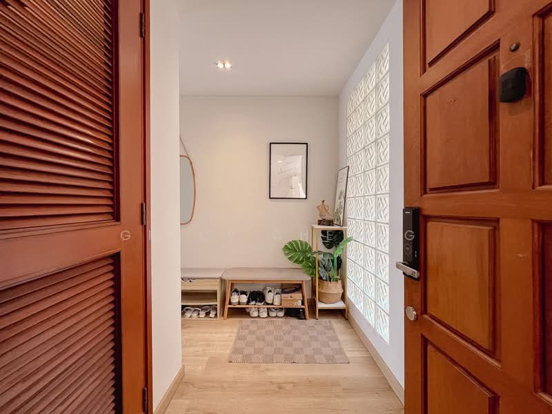Simsville, 8 Geylang East Avenue 2, 3 Bedrooms, 1,238 sqft, Condominium For Sale, by Grace Cheong, 500203106 - Entrance - PropertyGuru.com.sg