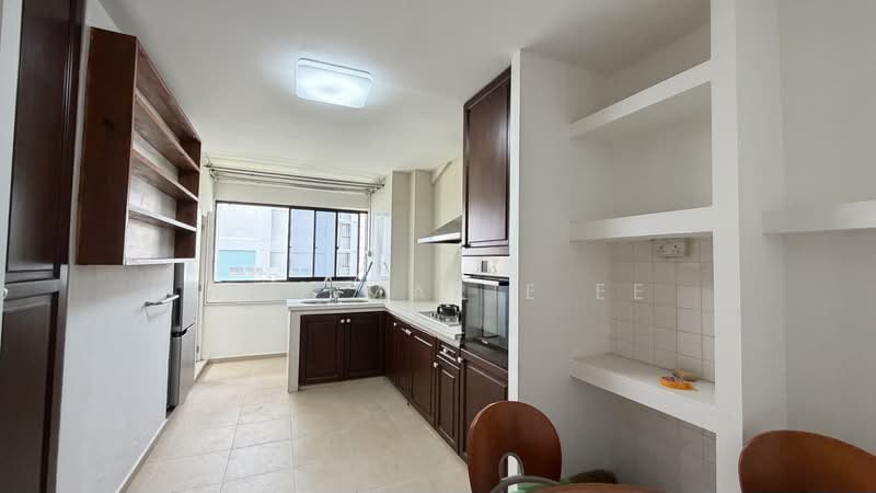 305 Hougang Avenue 5, 305 Hougang Avenue 5, 2 Bedrooms, 797 sqft, HDB Flat For Rent, by Ann Marie Ee, 500203108 - Kitchen - PropertyGuru.com.sg