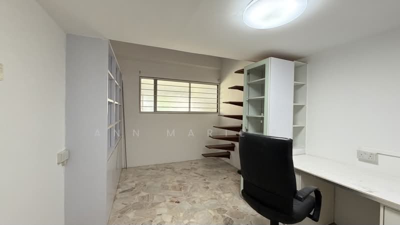 305 Hougang Avenue 5, 305 Hougang Avenue 5, 2 Bedrooms, 797 sqft, HDB Flat For Rent, by Ann Marie Ee, 500203108 - PropertyGuru.com.sg