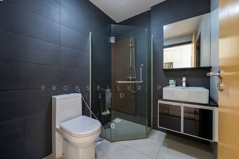 Suites@Braddell, 56 Braddell Road, 2 Bedrooms, 894 sqft, Apartment For Rent, by Kit Toh, 500203123 - Bathroom - PropertyGuru.com.sg