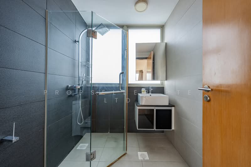 Suites@Braddell, 56 Braddell Road, 2 Bedrooms, 894 sqft, Apartment For Rent, by Kit Toh, 500203123 - Bathroom - PropertyGuru.com.sg