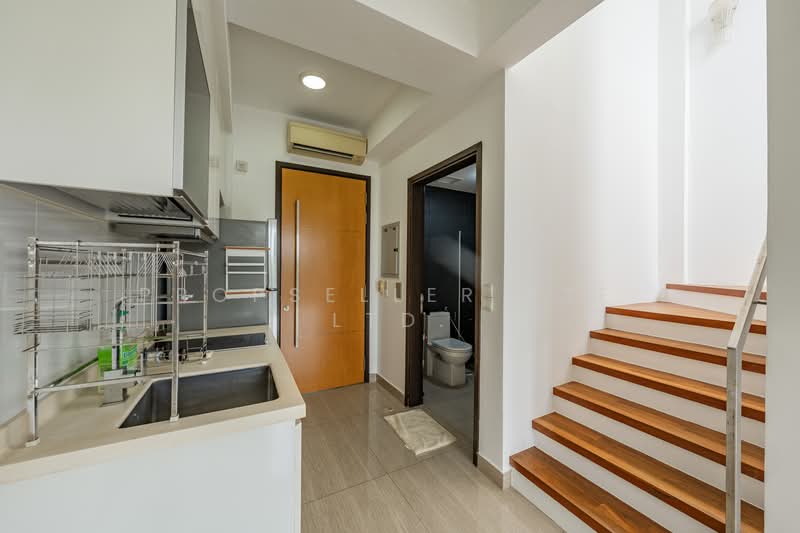 Suites@Braddell, 56 Braddell Road, 2 Bedrooms, 894 sqft, Apartment For Rent, by Kit Toh, 500203123 - Kitchen - PropertyGuru.com.sg