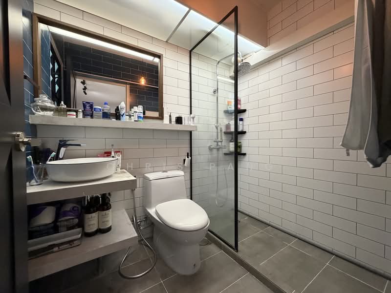 605A Tampines Street 61, 605A Tampines Street 61, 3 Bedrooms, 990 sqft, HDB Flat For Sale, by Chris Pang, 500203125 - Bathroom - PropertyGuru.com.sg