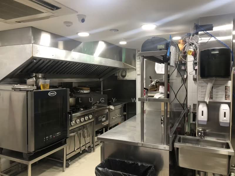 BOAT QUAY CONSERVATION AREA, 63 Boat Quay, 3,000 sqft, Food & Beverage For Rent, by Lucy Wu, 500203129 - Kitchen - CommercialGuru.com.sg