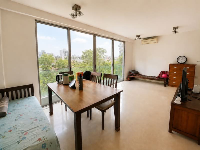 Mountbatten Suites, 861 Mountbatten Road, 3 Bedrooms, 1,130 sqft, Condominium For Sale, by Perry Koh, 500203136 - Living Room - PropertyGuru.com.sg