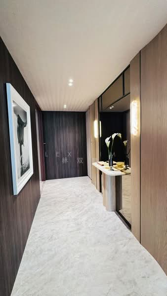 Dunearn House, 760 Dunearn Road, 4 Bedrooms, 1,184 sqft, Condominium For Sale, by Lex Lim 林双麟, 500203139 - Corridor - PropertyGuru.com.sg