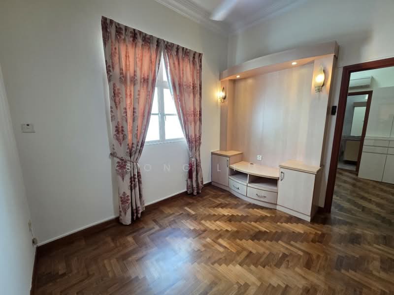 Lorong Lew Lian, Lorong Lew Lian, Lorong Ong Lye, Serangoon Central, Pillia Rd, Serangoon Ave 1, 6 Bedrooms, 3,200 sqft, Semi-Detached House For Rent, by Song Lim, 500203144 - Living Room - PropertyGuru.com.sg
