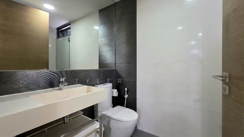 The Trizon, 8 Ridgewood Close, 2 Bedrooms, 1,012 sqft, Condominium For Sale, by Tyler Lee, 500203146 - PropertyGuru.com.sg