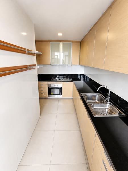 Riveredge, 21 Sampan Place, 3 Bedrooms, 1,690 sqft, Condominium For Rent, by Rohit D., 500203147 - Kitchen - PropertyGuru.com.sg