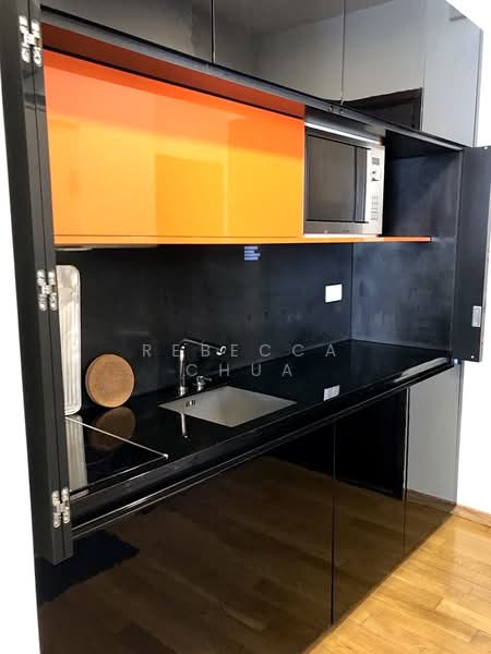 16 @ Amber, 16 Amber Road, 1 Bedroom, 420 sqft, Condominium For Sale, by Rebecca Chua, 500203152 - Kitchen - PropertyGuru.com.sg