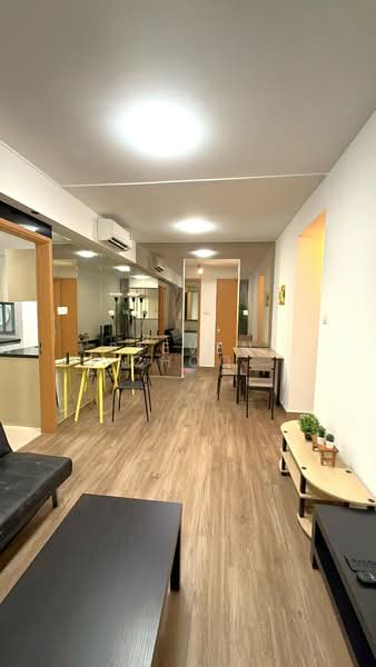 Atrium Residences, 1 Lorong 28 Geylang, 3 Bedrooms, 1,012 sqft, Apartment For Rent, by Steven Choo, 500203156 - Living Room - PropertyGuru.com.sg