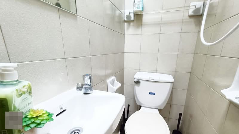 Heritage View, 8 Dover Rise, Room Rental, 100 sqft, Condominium For Rent, by Wu JiaWei, 500203181 - Bathroom2 - PropertyGuru.com.sg