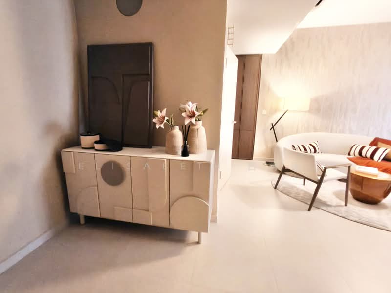 Off Yio Chu Kang Rd, Jansen Road, 3 Bedrooms, 1,012 sqft, Apartment For Sale, by Elisabeth 吕秀恩, 500203205 - Living Room - PropertyGuru.com.sg
