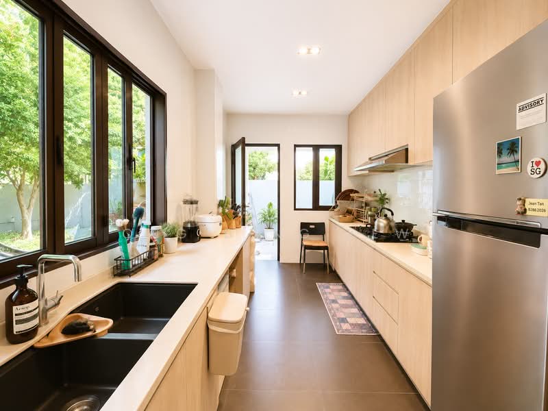 ⭐⭐ ⭐ Rare Freehold D15 Detached Gem with Private Pool in Keris Estate ⭐ ⭐ ⭐, Marine Parade Road / East Coast Road, 5 Bedrooms, 6,572 sqft, Detached House For Sale, by Ong Beng Yew, 500203208 - Kitchen - PropertyGuru.com.sg