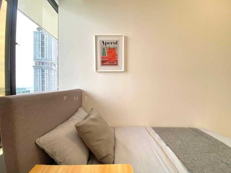 International Plaza, 10 Anson Road, Room Rental, 120 sqft, Apartment For Rent, by Pheron Lim, 500203221 - Bedroom - PropertyGuru.com.sg