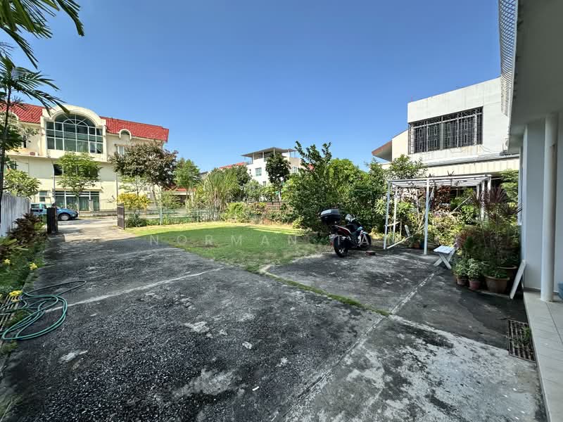 Lorong L Telok Kurau, Lorong L Telok Kurau, Lorong N Telok Kurau, 4 Bedrooms, 2,500 sqft, Bungalow House For Sale, by Norman Tan, 500203232 - Exterior - PropertyGuru.com.sg
