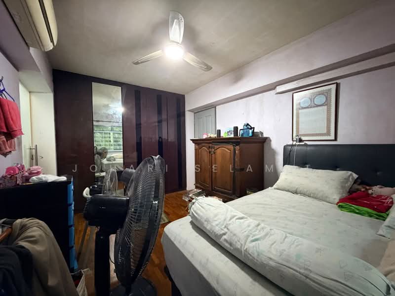 453 Choa Chu Kang Avenue 4, 453 Choa Chu Kang Avenue 4, 4 Bedrooms, 1,528 sqft, HDB Flat For Sale, by Johari Selamat, 500203236 - Bedroom - PropertyGuru.com.sg