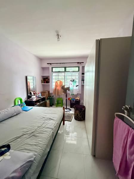 453 Choa Chu Kang Avenue 4, 453 Choa Chu Kang Avenue 4, 4 Bedrooms, 1,528 sqft, HDB Flat For Sale, by Johari Selamat, 500203236 - Bedroom - PropertyGuru.com.sg