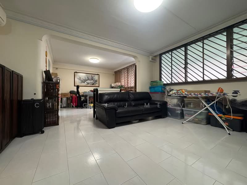 12 Toh Yi Drive, 12 Toh Yi Drive, 3 Bedrooms, 1,119 sqft, HDB Flat For Sale, by Chang J J Mervin, 500203258 - Living Room - PropertyGuru.com.sg