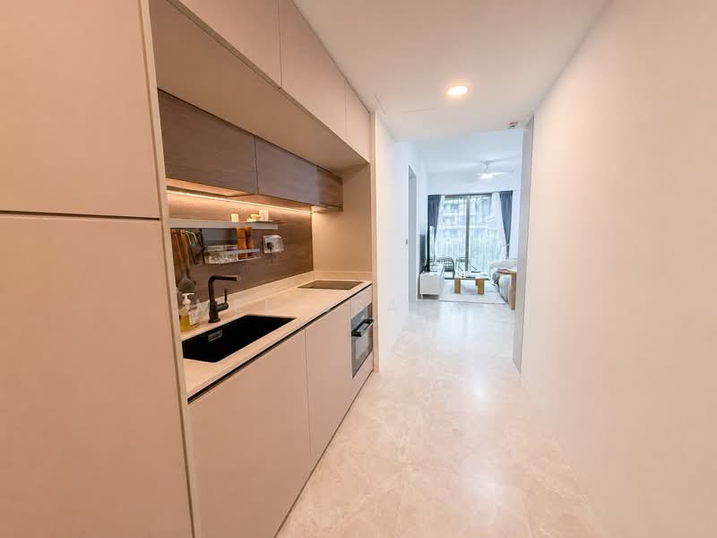 22 Harbourfront Avenue photo 3