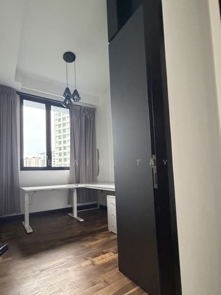 Martin Modern, 10 Martin Place, 2 Bedrooms, 764 sqft, Apartment For Rent, by Elaine Tay, 500203264 - Study - PropertyGuru.com.sg