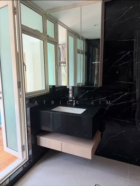 Karikal Lane Terrace House, , Room Rental, 280 sqft, Terraced House For Rent, by Patrick Lim, 500203286 - Master Ensuite Bathroom - PropertyGuru.com.sg