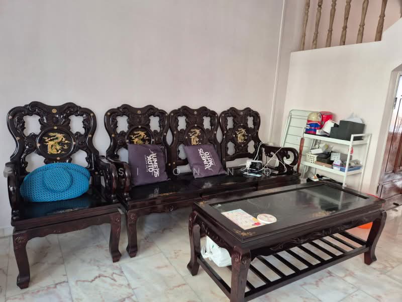 836 Yishun Street 81, 836 Yishun Street 81, 4 Bedrooms, 1,572 sqft, HDB Flat For Sale, by Simon Neo, 500203291 - Living Room - PropertyGuru.com.sg