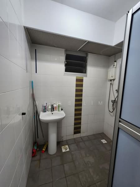 672B Edgefield Plains, 672B Edgefield Plains, 2 Bedrooms, 700 sqft, HDB Flat For Sale, by Wells Lim, 500203304 - PropertyGuru.com.sg