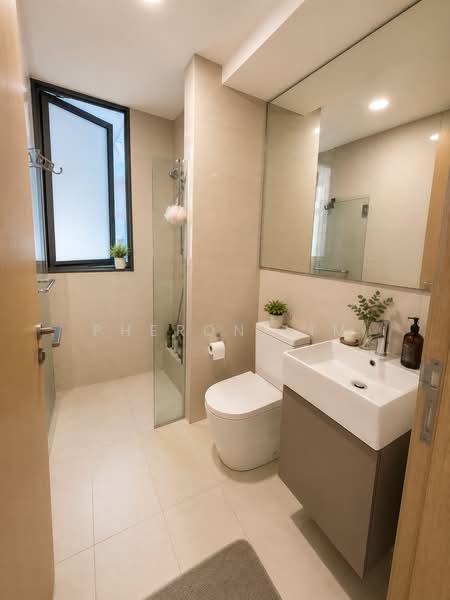 SkyPark Residences, Sembawang Drive, 5 Bedrooms, 1,593 sqft, Executive Condominium For Sale, by Pheron Lim, 500203308 - Bathroom - PropertyGuru.com.sg