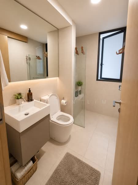 SkyPark Residences, Sembawang Drive, 5 Bedrooms, 1,593 sqft, Executive Condominium For Sale, by Pheron Lim, 500203308 - Bathroom - PropertyGuru.com.sg