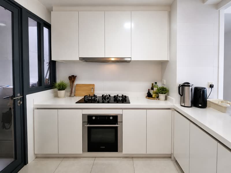 SkyPark Residences, Sembawang Drive, 5 Bedrooms, 1,593 sqft, Executive Condominium For Sale, by Pheron Lim, 500203308 - Kitchen - PropertyGuru.com.sg