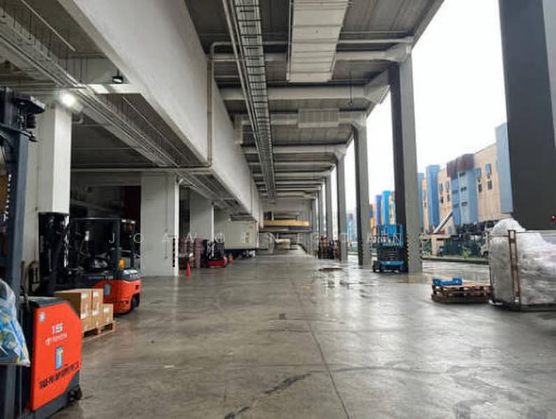 LINER, 1 Tuas Bay Close, 25,661 sqft, Factory / Workshop (B2) For Sale, by Joavonne Tang, 500203313 - Exterior - CommercialGuru.com.sg