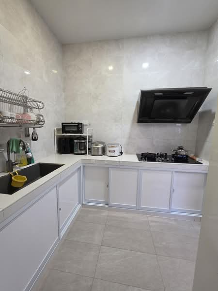 Jalan Lateh, Jalan Lateh, 6 Bedrooms, 3,500 sqft, Corner Terrace For Sale, by Darren Ng, 500203315 - Kitchen - PropertyGuru.com.sg