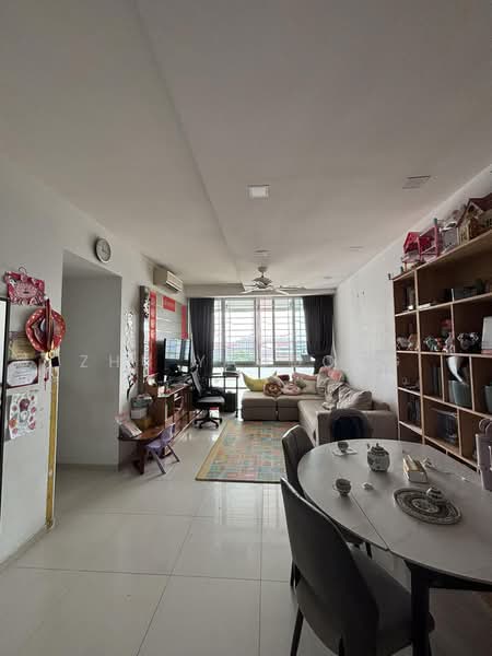 YewTee Residences, 23 Choa Chu Kang North 6, 3 Bedrooms, 1,152 sqft, Condominium For Rent, by Zhu Yaodong, 500203325 - Living Room - PropertyGuru.com.sg