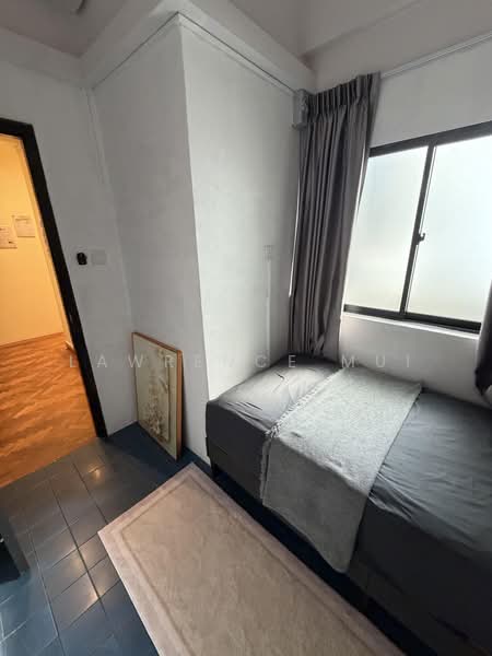 Kim Sia Court, 1 Jalan Jintan, Room Rental, 100 sqft, Apartment For Rent, by Lawrence Mui, 500203339 - Bedroom - PropertyGuru.com.sg