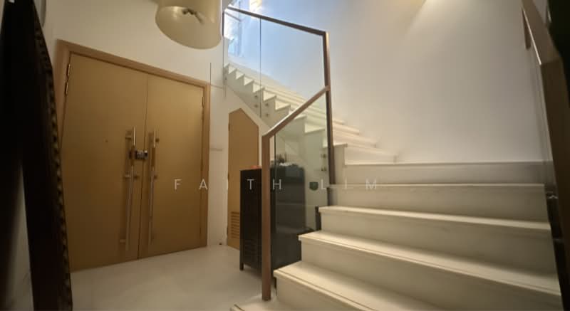 The Greenwood, 253 Greenwood Avenue, 5 Bedrooms, 3,000 sqft, Terraced House For Sale, by Faith Lim, 500203341 - Entrance - PropertyGuru.com.sg