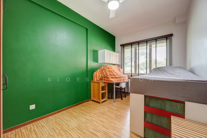 Seletar Springs Condominium, 100 Gerald Drive, 3 Bedrooms, 1,302 sqft, Condominium For Sale, by Aloysius Toh, 500203343 - Bedroom - PropertyGuru.com.sg