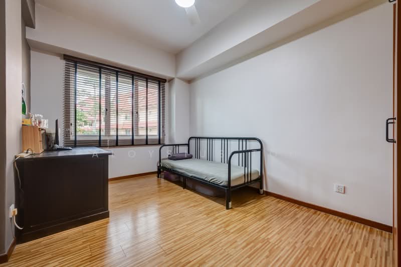 Seletar Springs Condominium, 100 Gerald Drive, 3 Bedrooms, 1,302 sqft, Condominium For Sale, by Aloysius Toh, 500203343 - Bedroom - PropertyGuru.com.sg