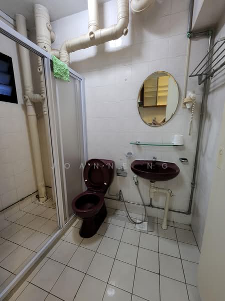 667A Jurong West Street 65, 667A Jurong West Street 65, 2 Bedrooms, 1,184 sqft, HDB Flat For Rent, by Joanne Ng, 500203356 - Common Bathroom - PropertyGuru.com.sg