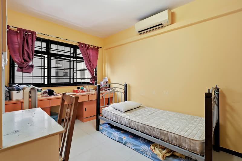 316A Ang Mo Kio Street 31, 316A Ang Mo Kio Street 31, 3 Bedrooms, 1,023 sqft, HDB Flat For Sale, by Daniel Gan, 500203370 - Bedroom - PropertyGuru.com.sg