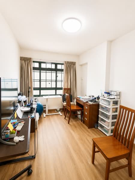 686C Jurong West Central 1, 686C Jurong West Central 1, 3 Bedrooms, 1,194 sqft, HDB Flat For Sale, by Rene Wu Cairu, 500203382 - Common Bedroom 1 - PropertyGuru.com.sg