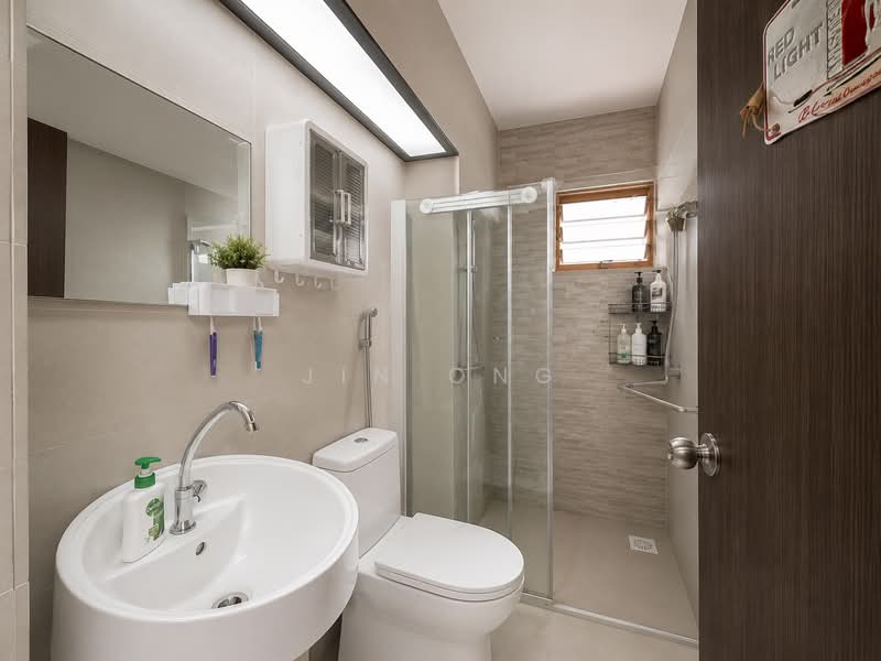 313D Anchorvale Road, 313D Anchorvale Road, 4 Bedrooms, 1,345 sqft, HDB Flat For Sale, by Jin Ong, 500203384 - Bathroom - PropertyGuru.com.sg