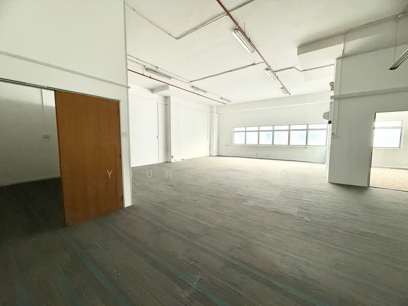 Ubi Centre, 57 Ubi Avenue 1, Eunos / Geylang / Paya Lebar, 1,550 sqft, Light Industrial (B1) For Rent, by Young Chng, 500203391 - Interior - CommercialGuru.com.sg