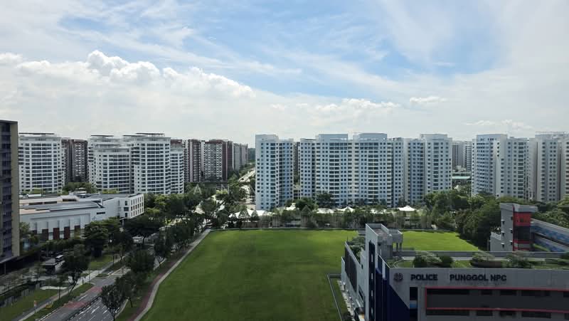 River Isles, Punggol Central, 3 Bedrooms, 1,141 sqft, Condominium For Sale, by Anne Ng, 500203395 - Exterior - PropertyGuru.com.sg